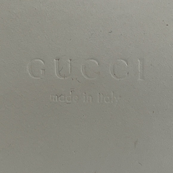 Authrntic Gucci Ace Heart Embellished Leather Low Top Trainer Sneakers - Picture 5 of 9